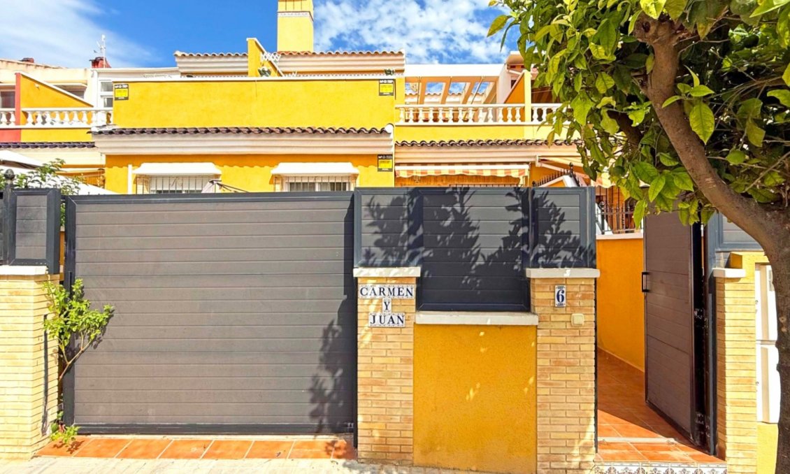 Segunda mano - Town House -
Torrevieja - Costa Blanca