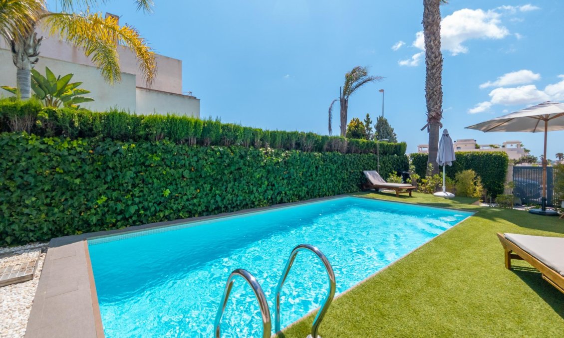 Segunda mano - Villa -
Ciudad Quesada - Costa Blanca Sur