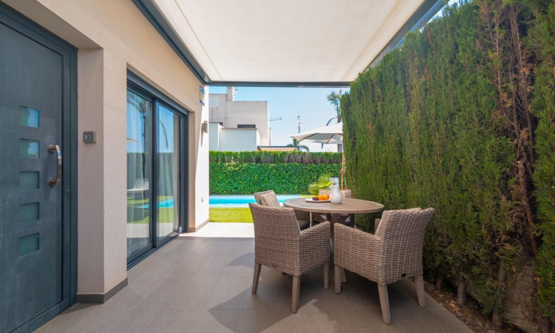 Segunda mano - Villa -
Ciudad Quesada - Costa Blanca Sur