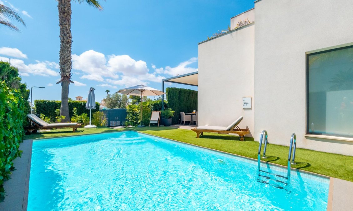 Segunda mano - Villa -
Ciudad Quesada - Costa Blanca Sur