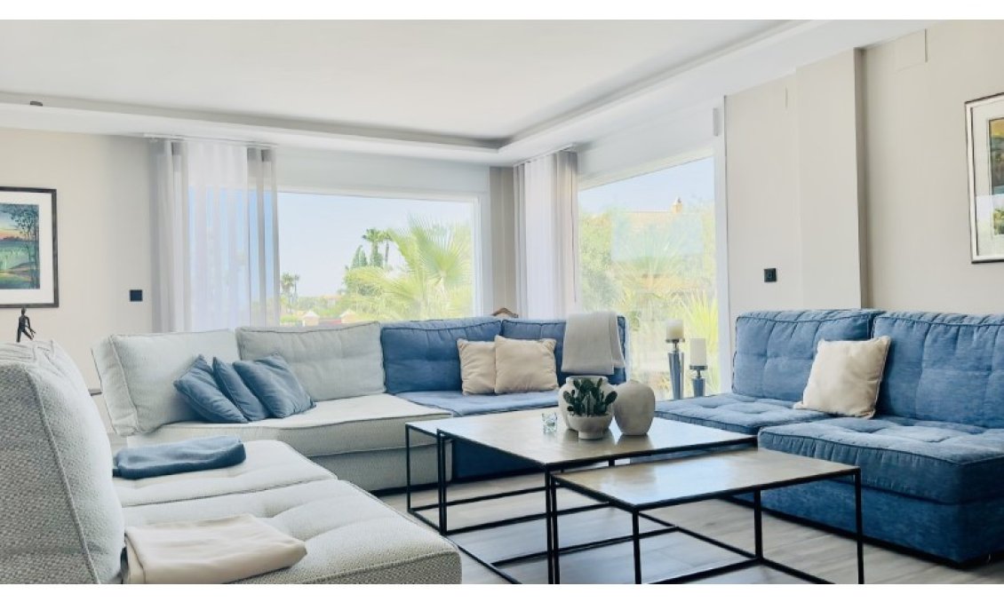 Használt Ingatlanok - Villa -
Alfas del Pí - Costa Blanca