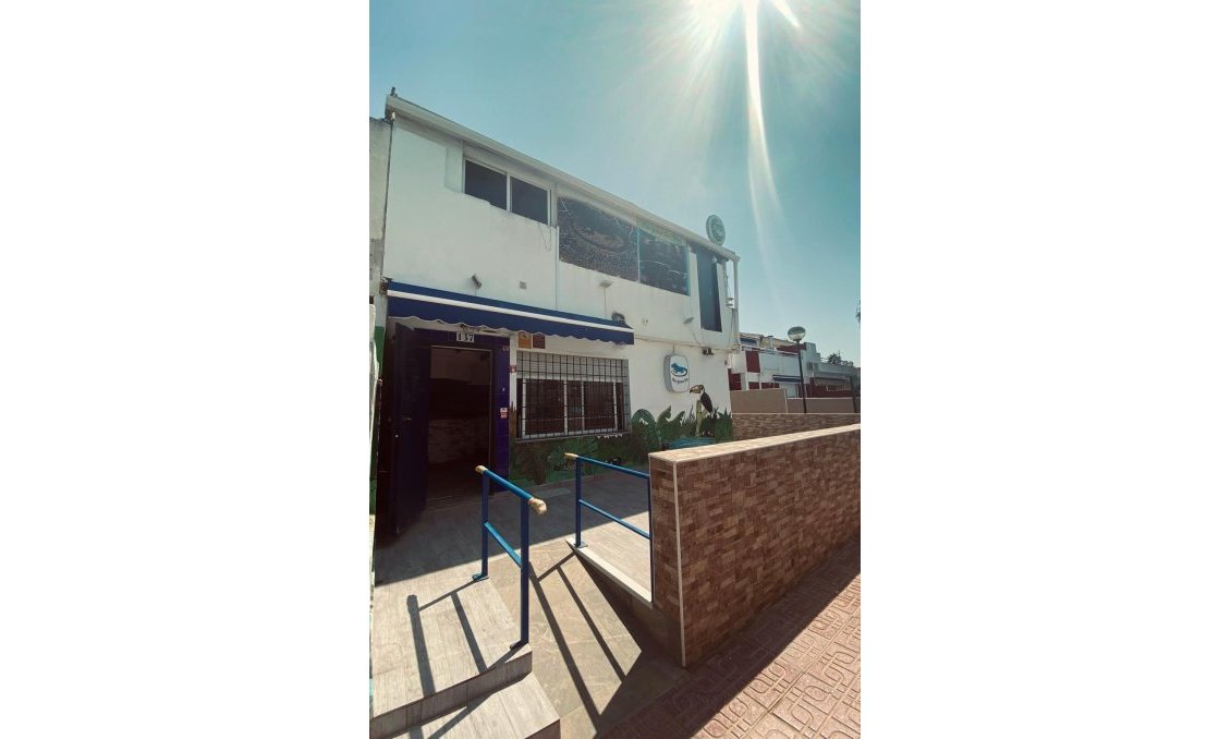 Resale - Semi Detached -
Torrevieja - Parque Acuático - Sector 25