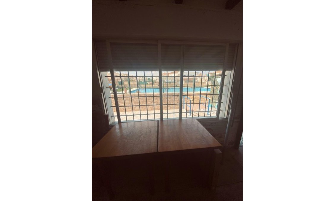 Resale - Semi Detached -
Torrevieja - Parque Acuático - Sector 25