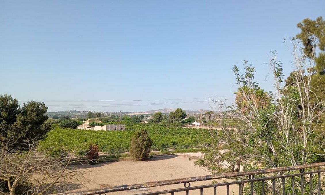 Revânzare - Vilă -
Daya Nueva - Costa Blanca