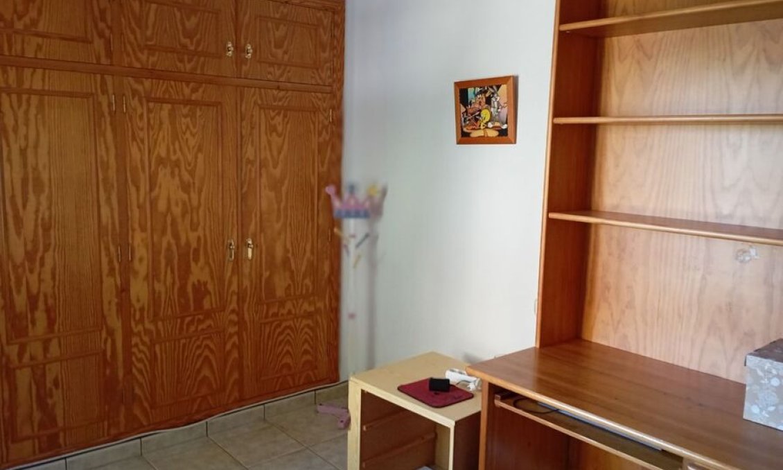 Revânzare - Vilă -
Daya Nueva - Costa Blanca