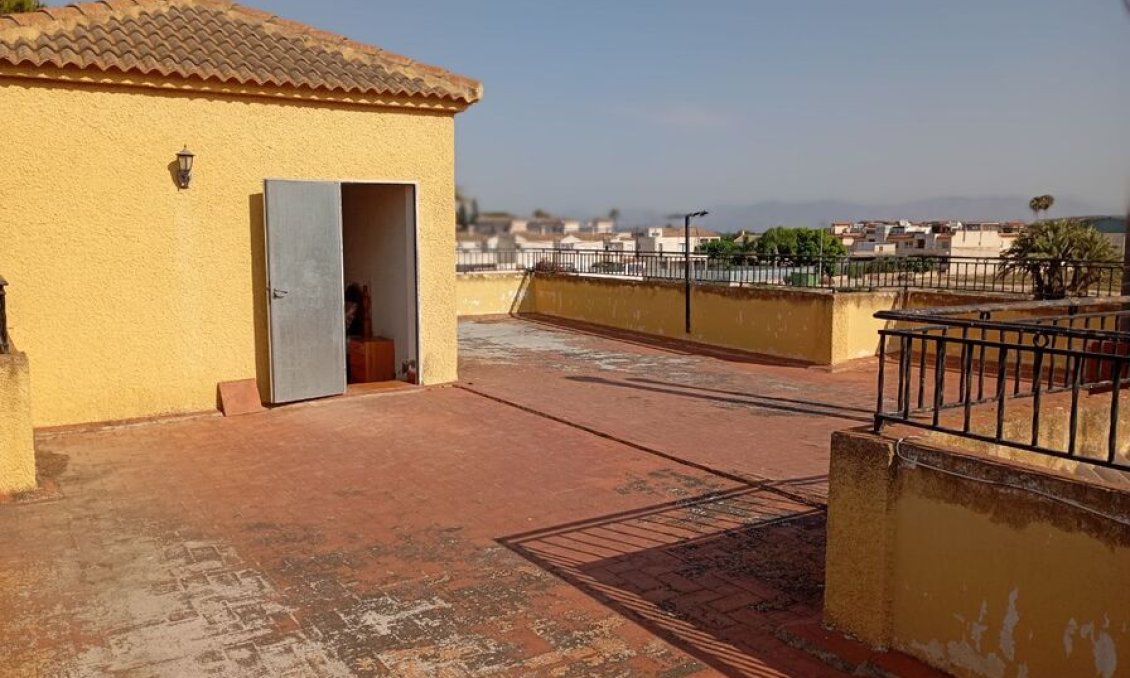 Revânzare - Vilă -
Daya Nueva - Costa Blanca