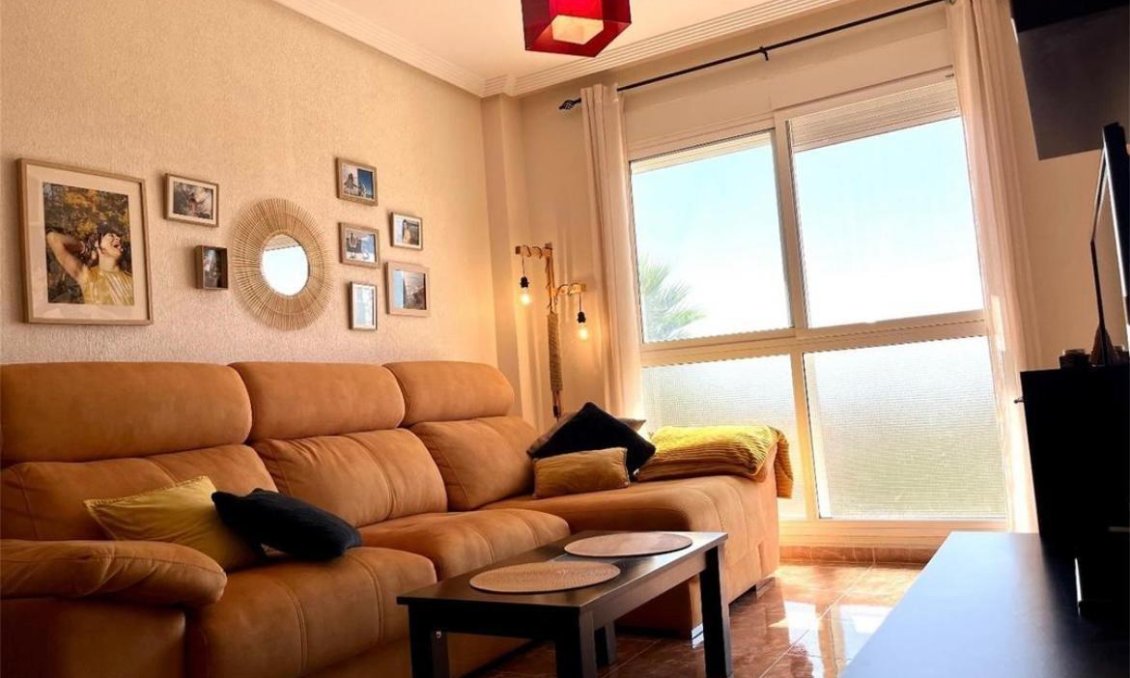 Resale - Apartment -
Formentera del Segura