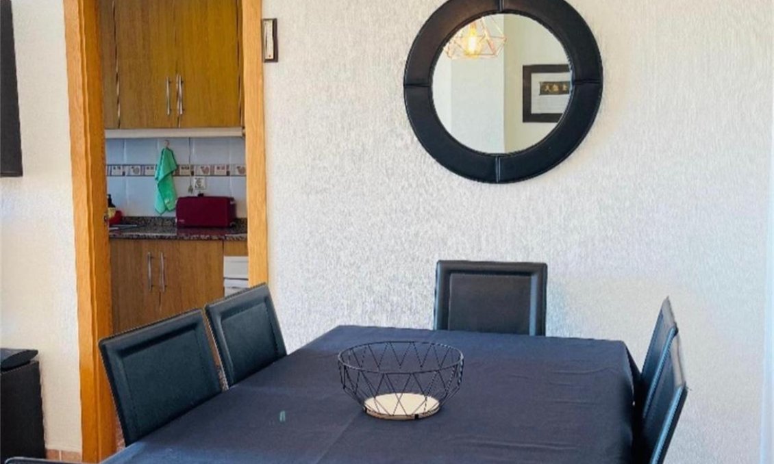 Resale - Apartment -
Formentera del Segura