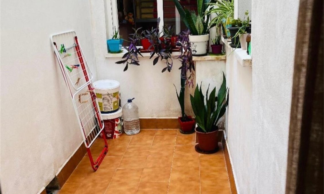 Resale - Apartment -
Formentera del Segura