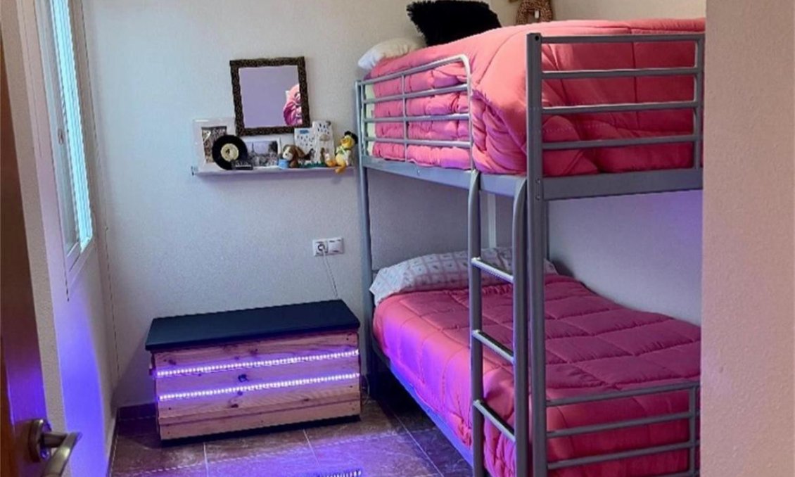 Resale - Apartment -
Formentera del Segura