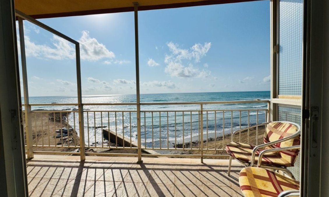 Használt Ingatlanok - Apartman -
La Mata - Costa Blanca