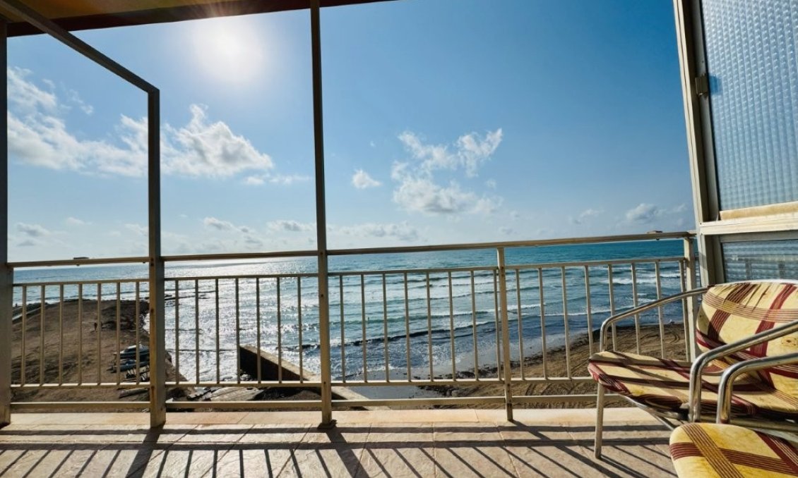 Használt Ingatlanok - Apartman -
La Mata - Costa Blanca
