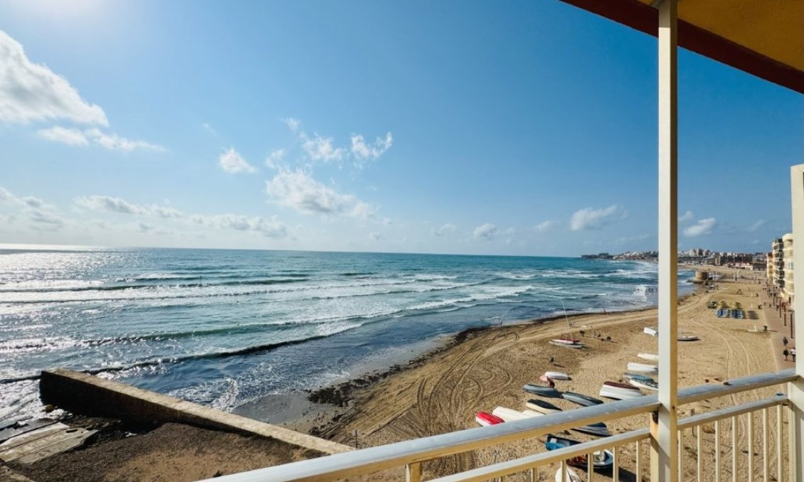 Használt Ingatlanok - Apartman -
La Mata - Costa Blanca