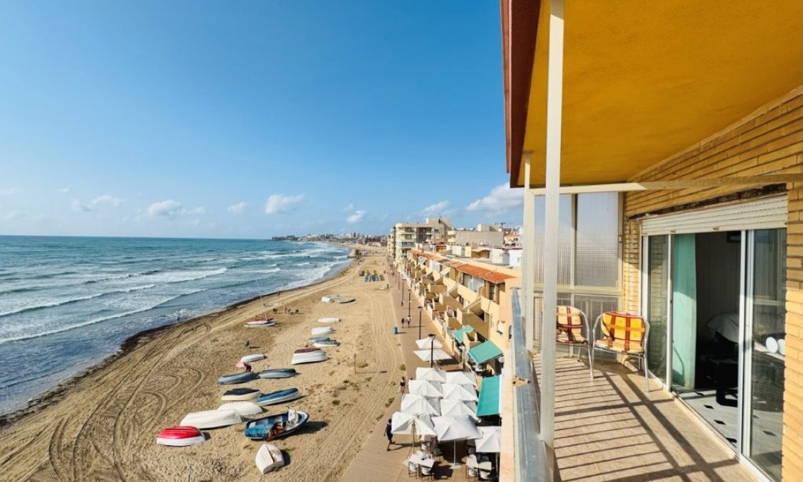Használt Ingatlanok - Apartman -
La Mata - Costa Blanca