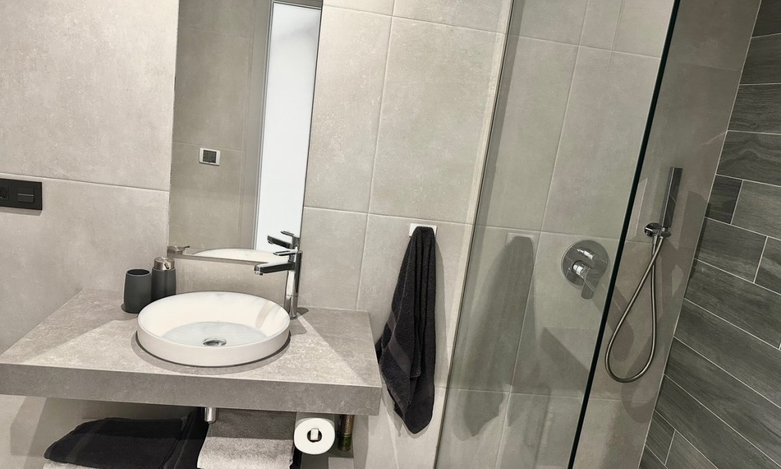Revânzare - Penthouse Penthouse -
El Raso