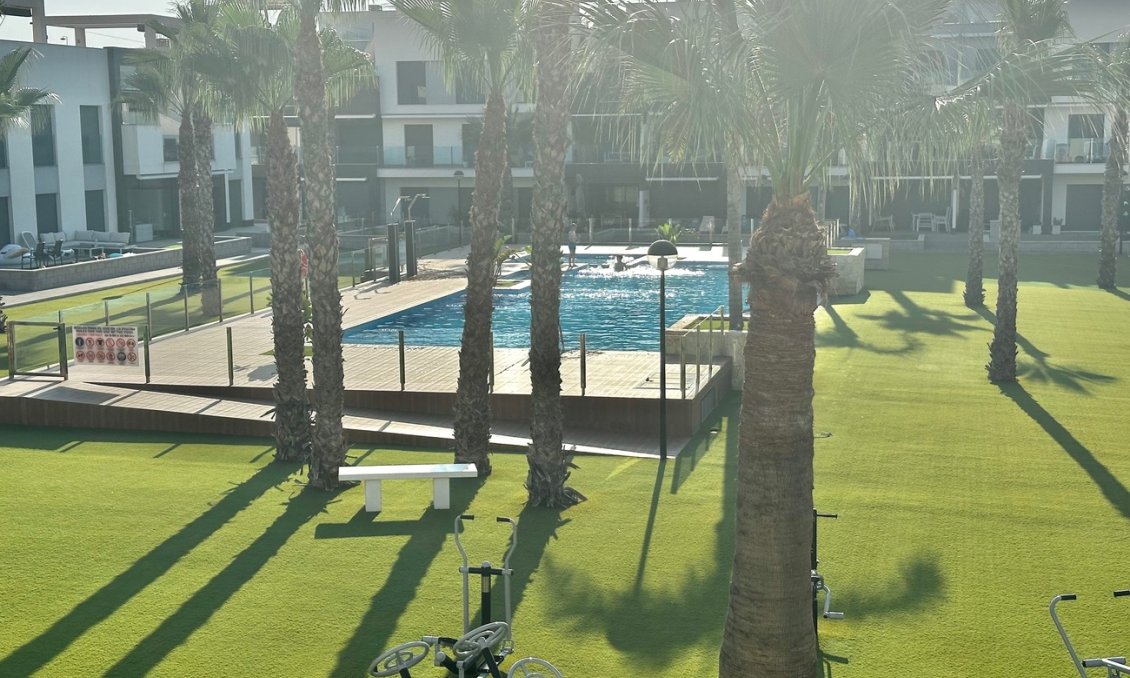 Revânzare - Penthouse Penthouse -
El Raso