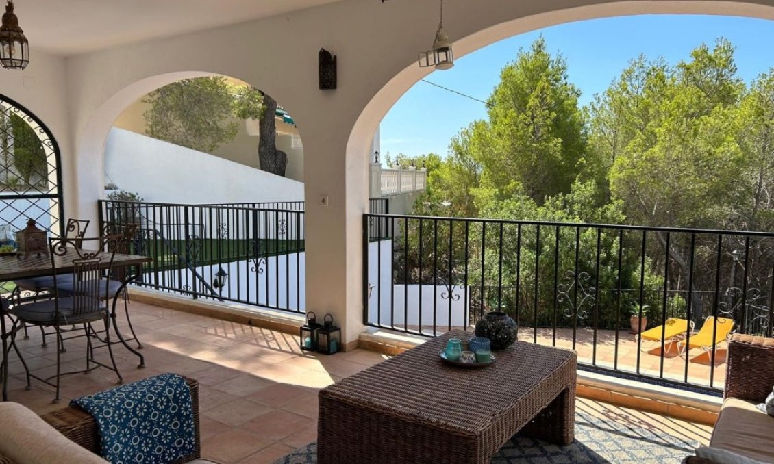Wiederverkauf - Villa -
Altea - Costa Blanca