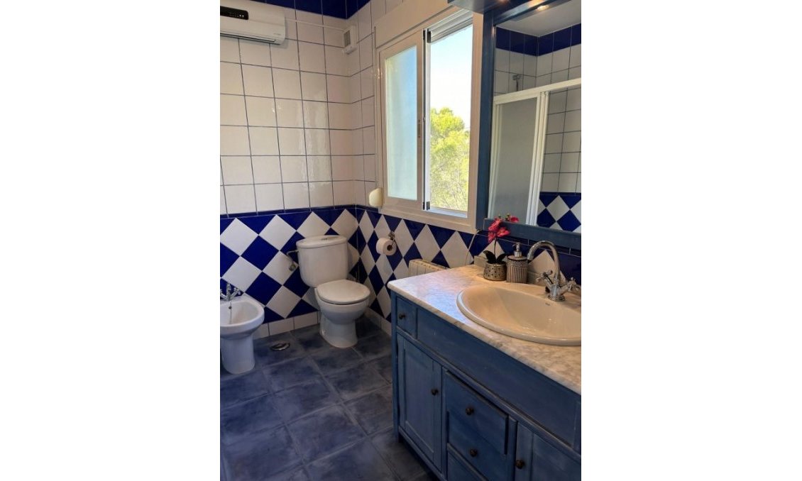 Wiederverkauf - Villa -
Altea - Costa Blanca