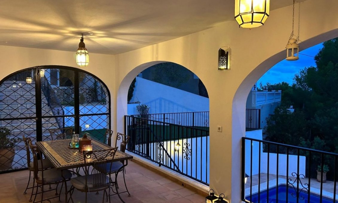 Wiederverkauf - Villa -
Altea - Costa Blanca