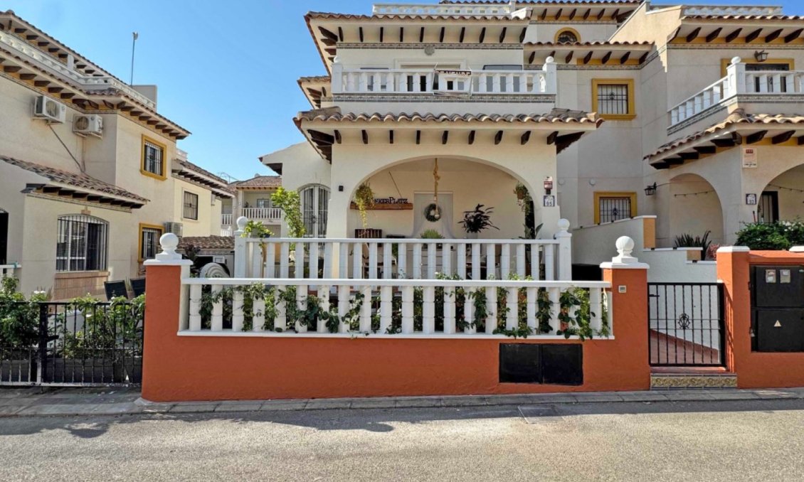 Wiederverkauf - Town House -
Orihuela Costa - Costa Blanca