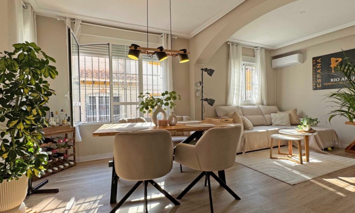 Wiederverkauf - Town House -
Orihuela Costa - Costa Blanca