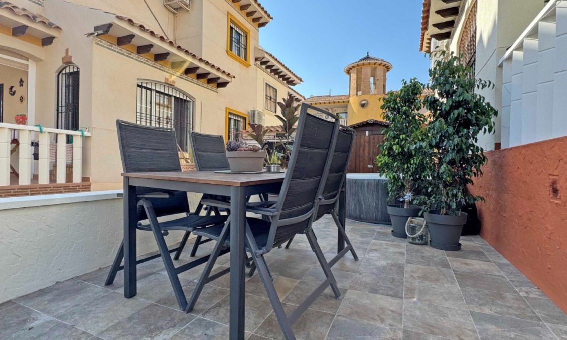 Wiederverkauf - Town House -
Orihuela Costa - Costa Blanca