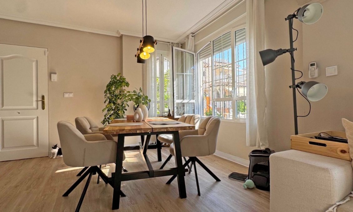 Wiederverkauf - Town House -
Orihuela Costa - Costa Blanca