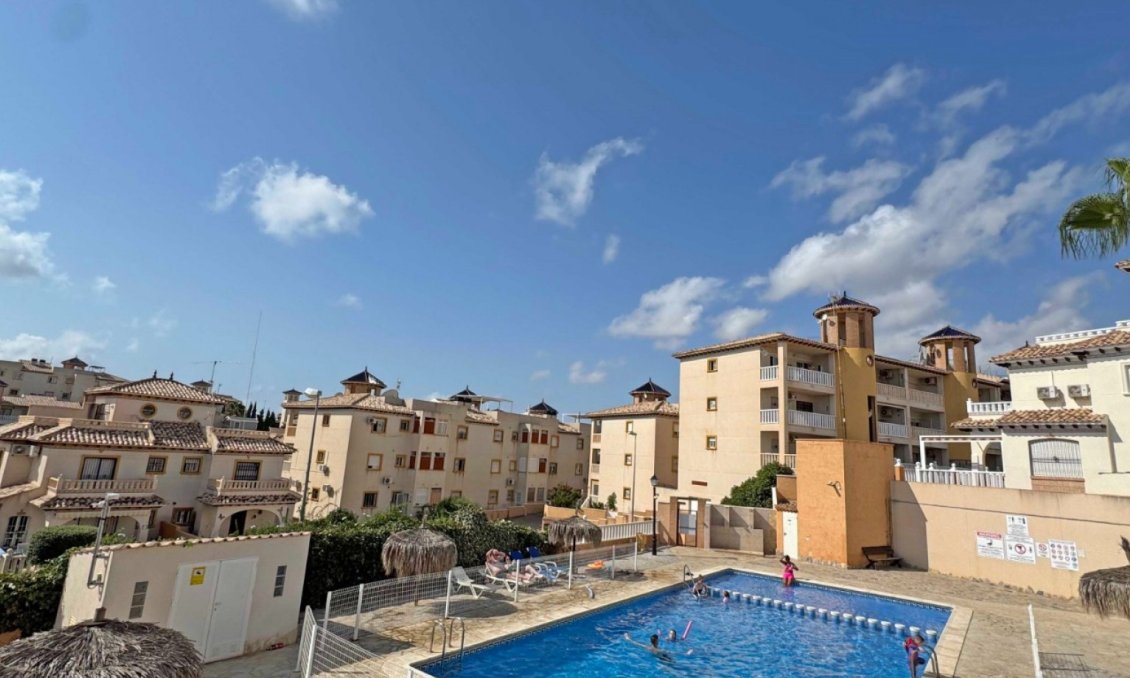 Wiederverkauf - Town House -
Orihuela Costa - Costa Blanca