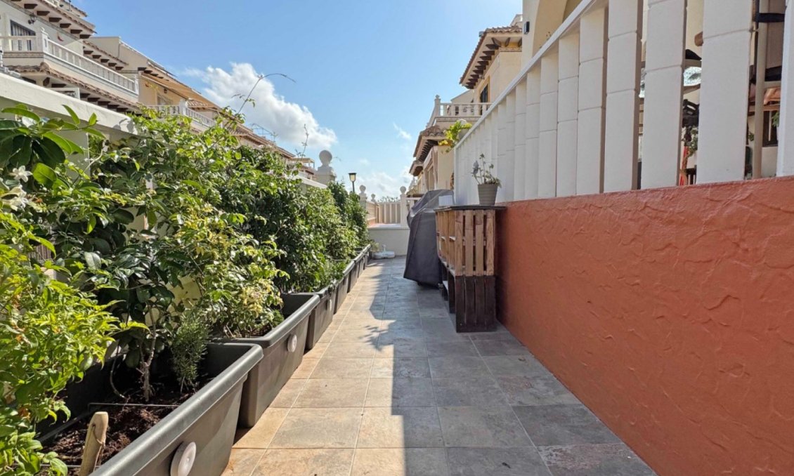 Wiederverkauf - Town House -
Orihuela Costa - Costa Blanca
