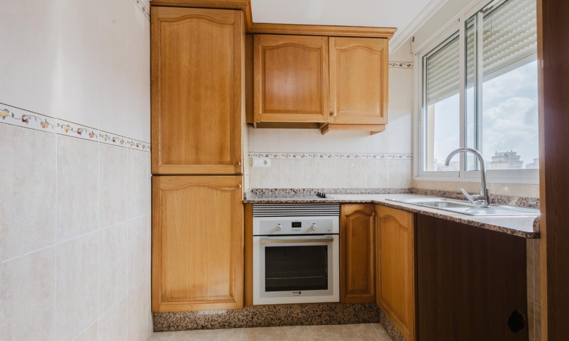 Használt Ingatlanok - Apartman -
Torrevieja - Costa Blanca