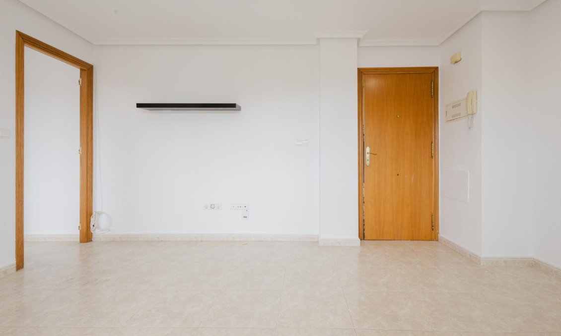 Használt Ingatlanok - Apartman -
Torrevieja - Costa Blanca