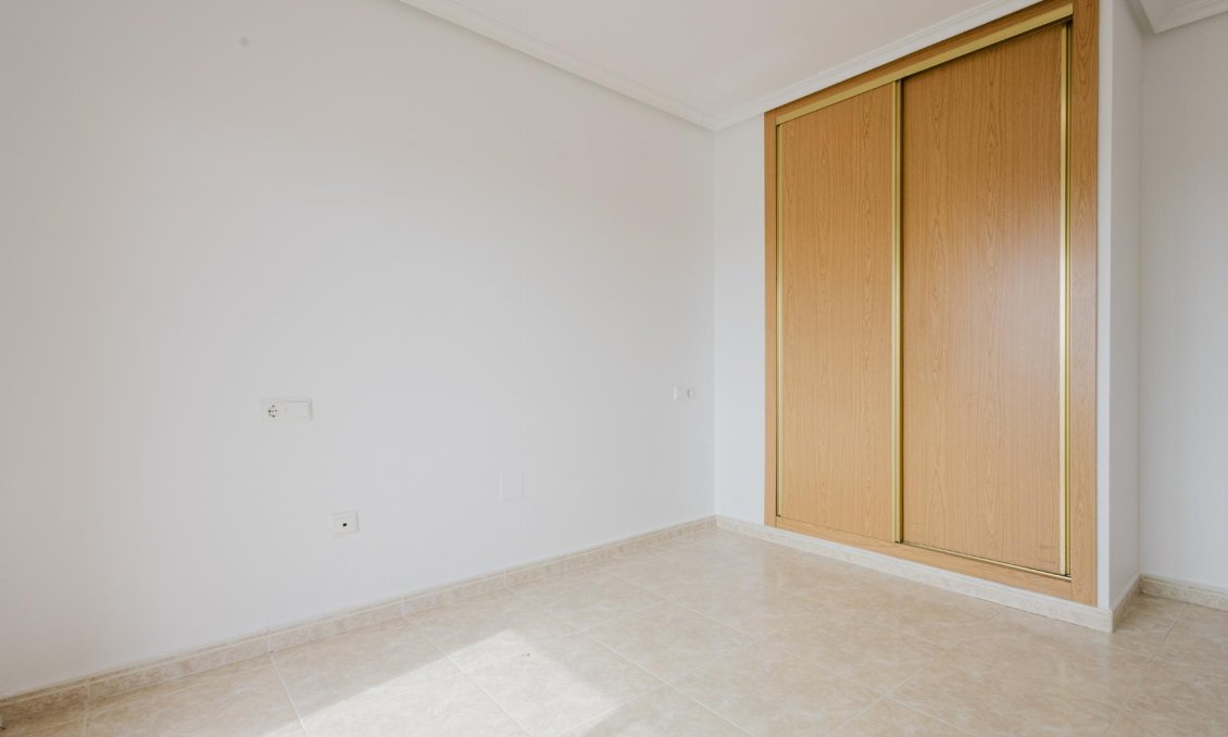 Használt Ingatlanok - Apartman -
Torrevieja - Costa Blanca