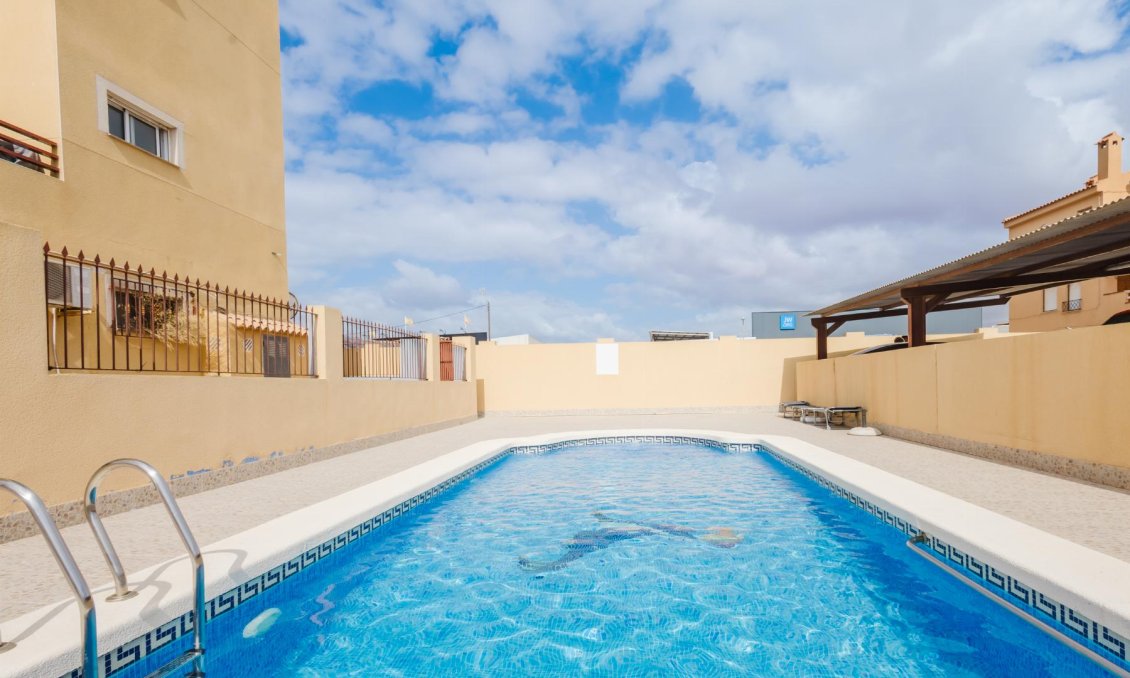 Használt Ingatlanok - Apartman -
Torrevieja - Costa Blanca