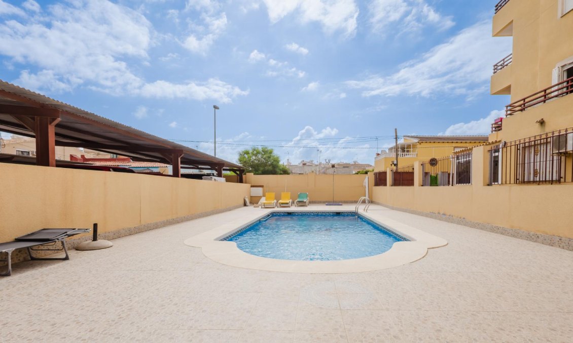 Használt Ingatlanok - Apartman -
Torrevieja - Costa Blanca