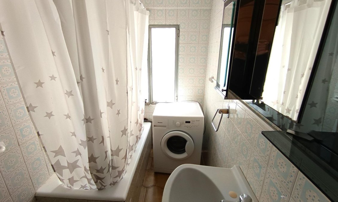 Használt Ingatlanok - Apartman -
Benidorm - Centro