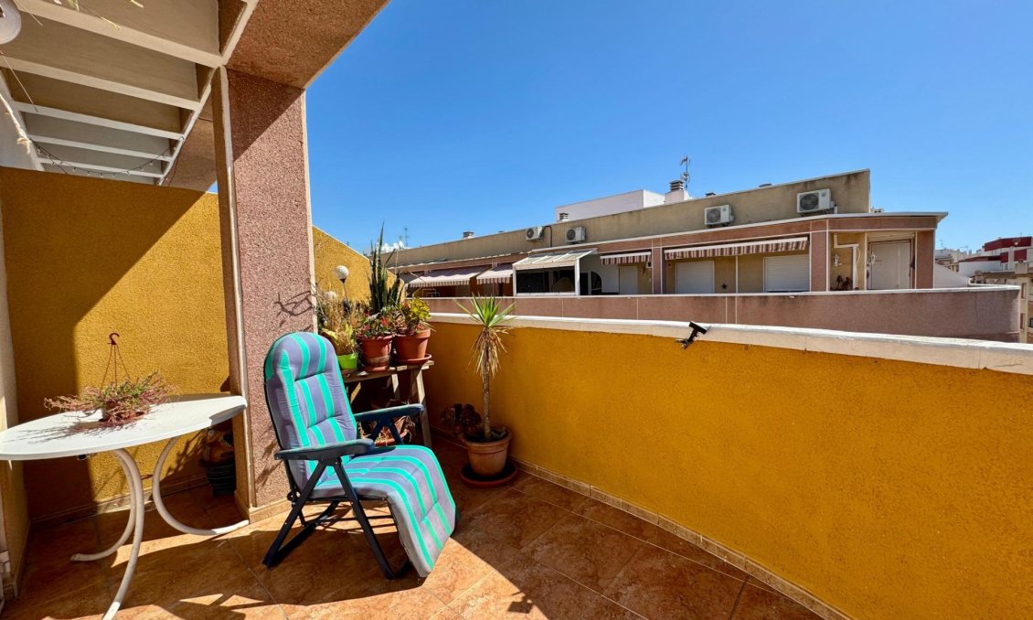 Használt Ingatlanok - Tetőtéri lakás -
Torrevieja - Costa Blanca