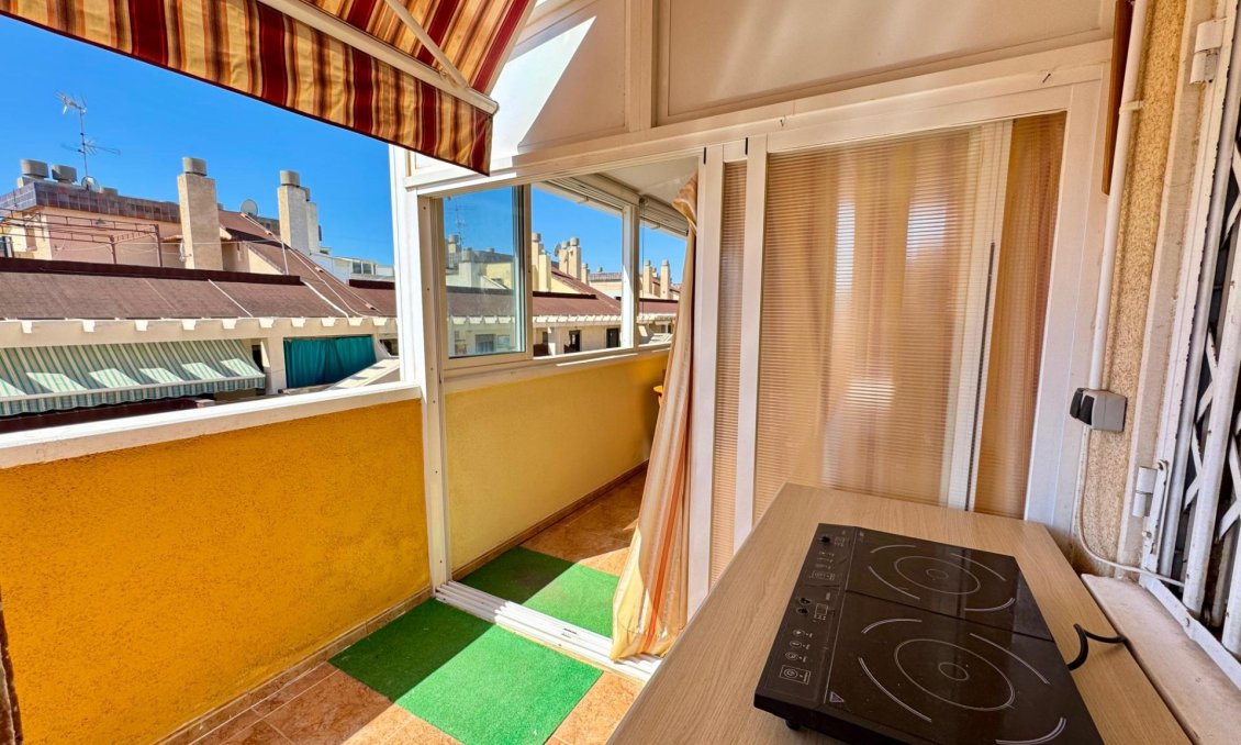 Használt Ingatlanok - Tetőtéri lakás -
Torrevieja - Costa Blanca