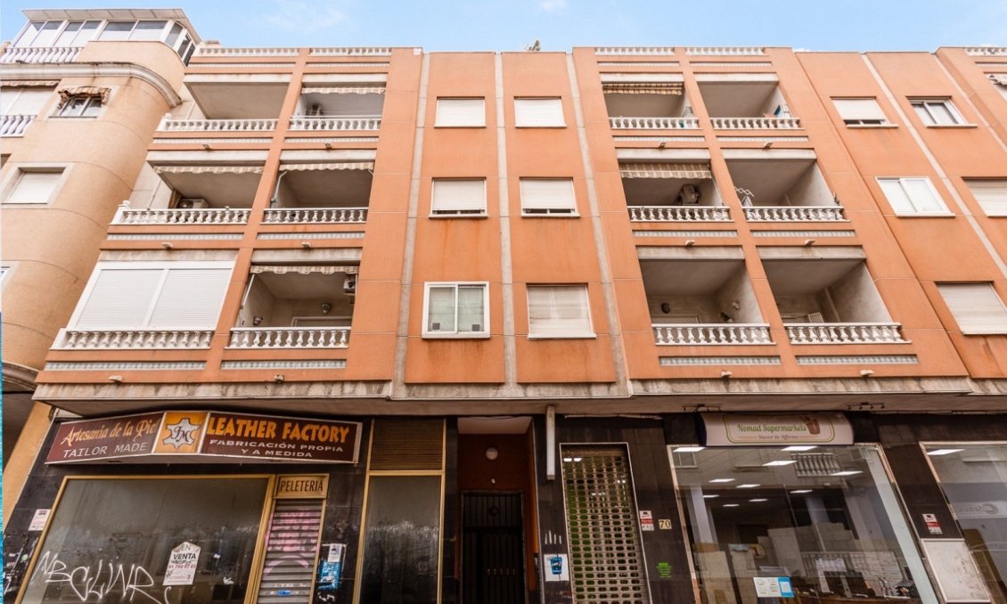 Használt Ingatlanok - Apartman -
Torrevieja - Costa Blanca