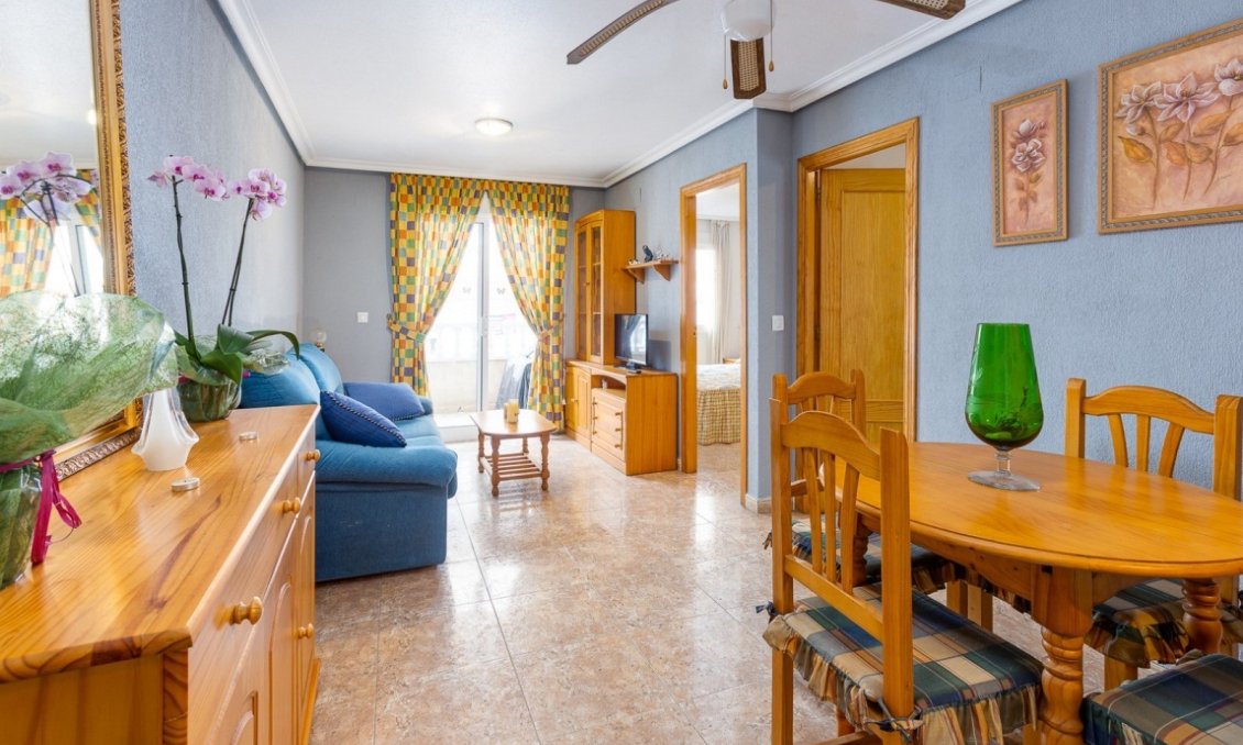 Használt Ingatlanok - Apartman -
Torrevieja - Costa Blanca