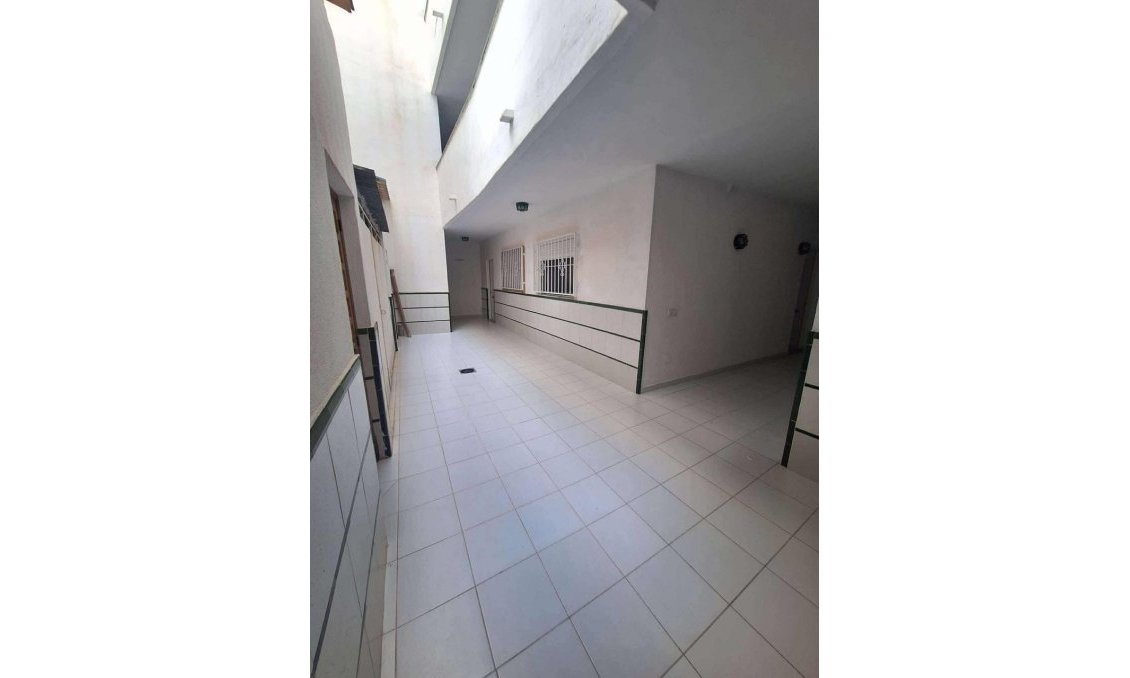 Segunda mano - Apartamento -
Torrevieja - Costa Blanca