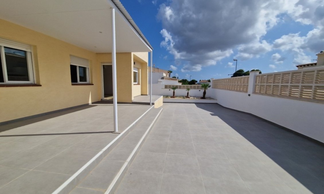 Segunda mano - Villa -
La Nucía - Costa Blanca