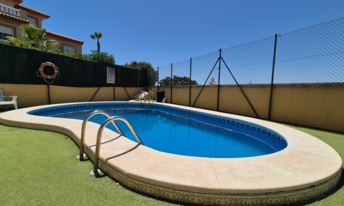 Wiederverkauf - Town House -
Torrevieja - Costa Blanca