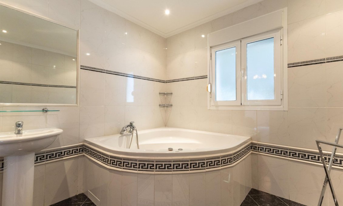 Resale - Villa -
Ciudad Quesada - Ciudad Quesada - Doña Pepa