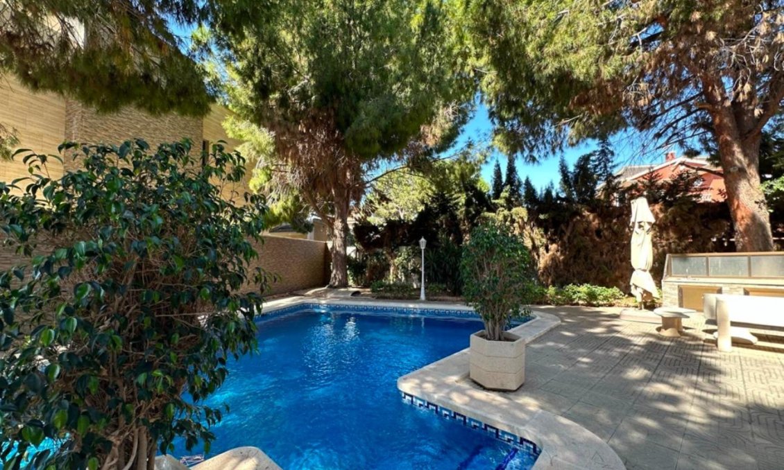 Resale - Villa -
Ciudad Quesada - Ciudad Quesada - Doña Pepa