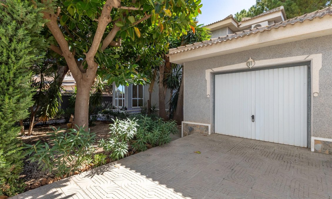 Resale - Villa -
Ciudad Quesada - Ciudad Quesada - Doña Pepa