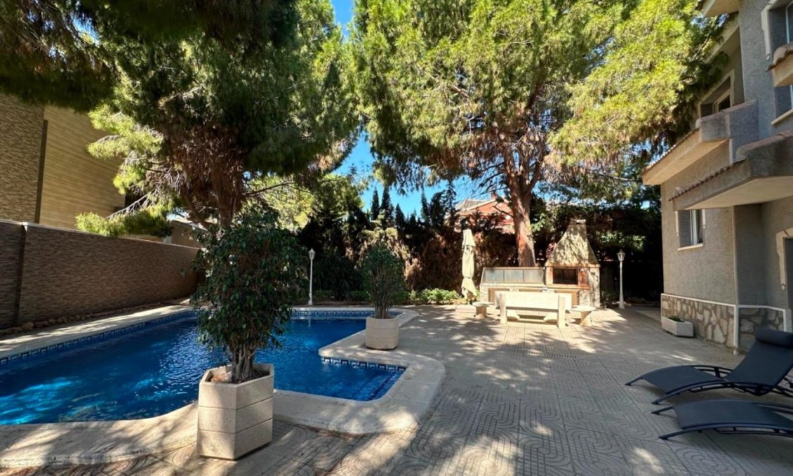 Resale - Villa -
Ciudad Quesada - Ciudad Quesada - Doña Pepa