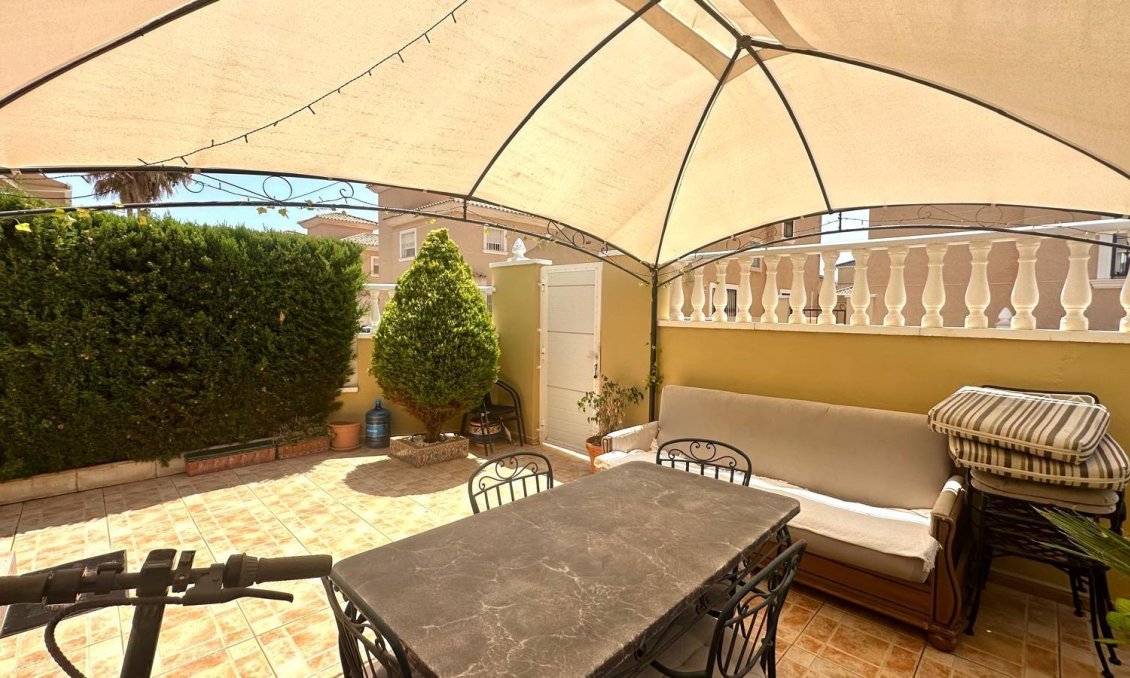 Wiederverkauf - Town House -
Orihuela - Urbanización Perla Del Mar