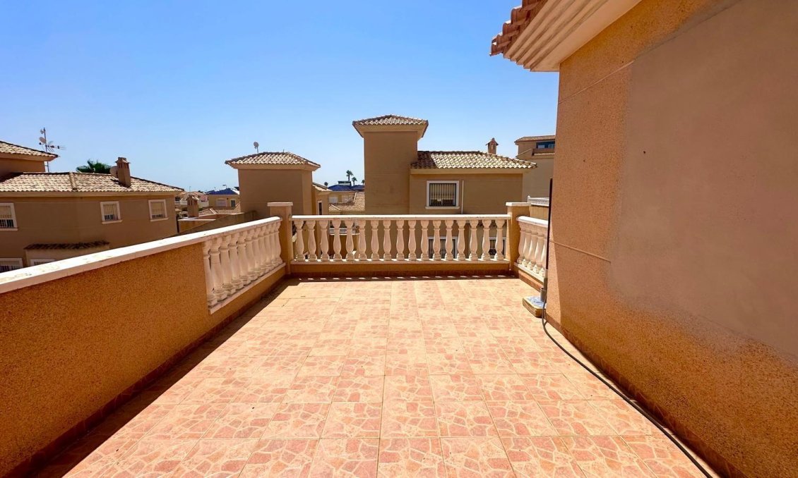 Wiederverkauf - Town House -
Orihuela - Urbanización Perla Del Mar