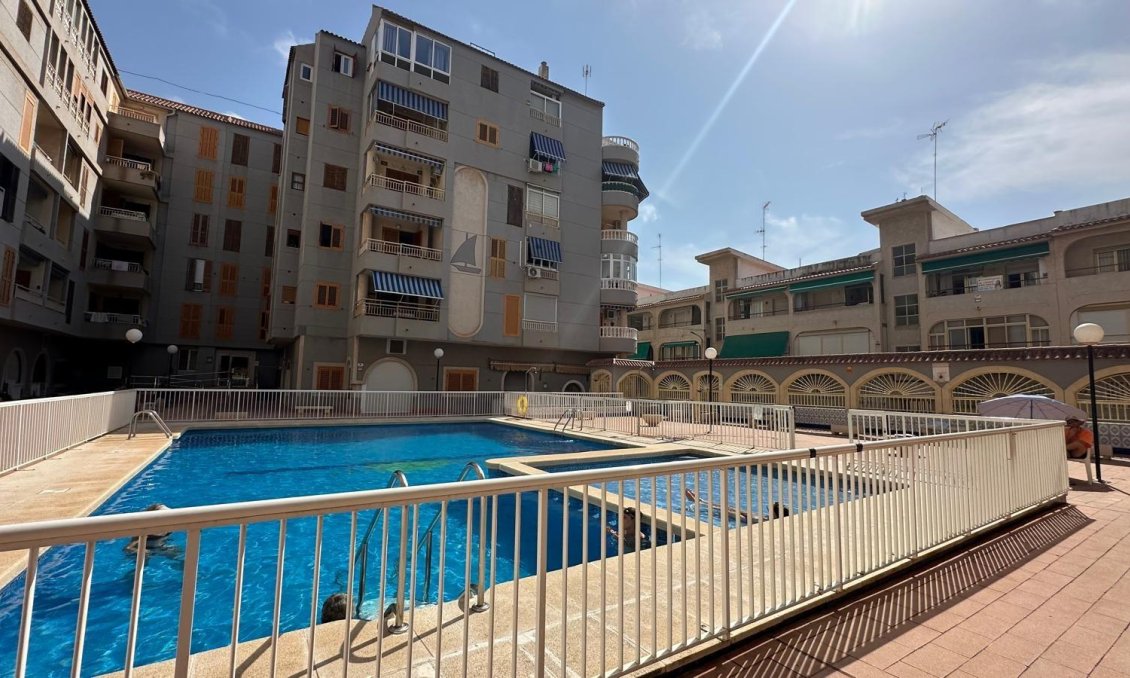 Revente - Appartement -
Torrevieja - Acequion