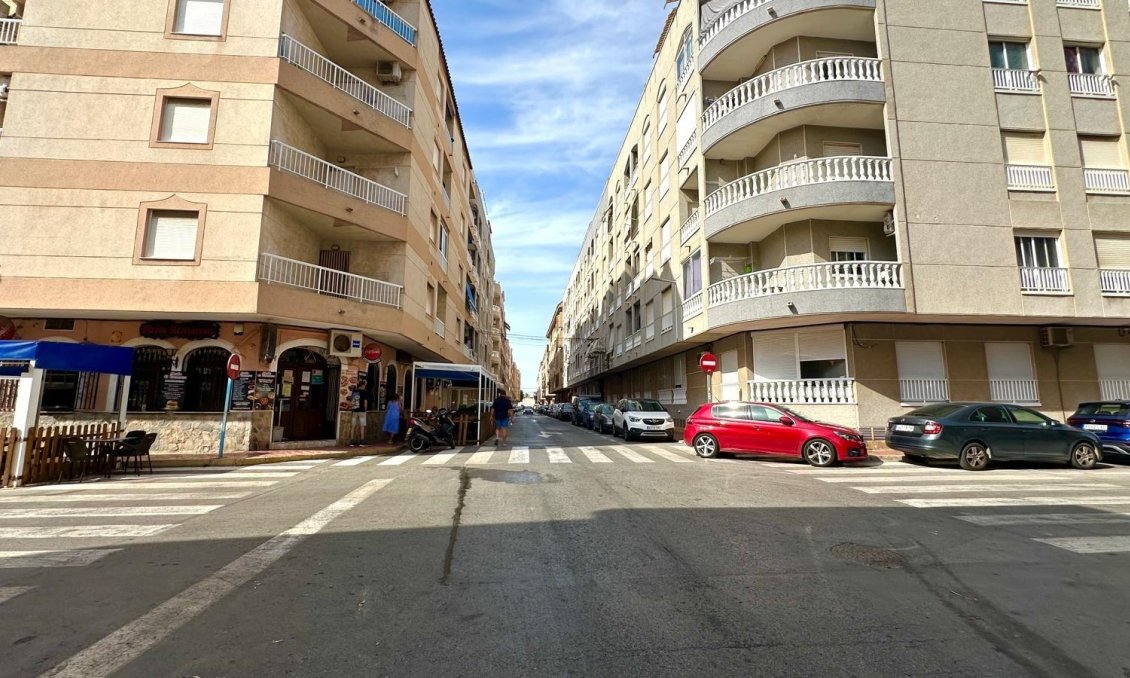 Revente - Appartement -
Torrevieja - Acequion